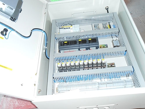 消防PLC系統(tǒng)箱